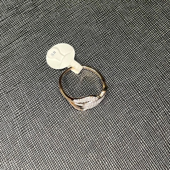 Unique design ring - Picture 6 of 6